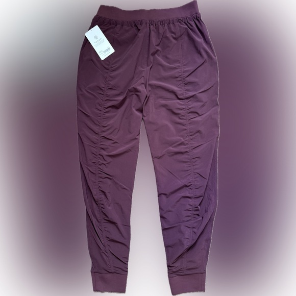 Athleta Altitude II Lined Pant - Picture 5 of 8